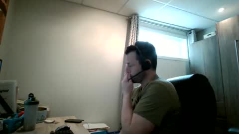 hurley7890 online show from April 14, 2:27 pm