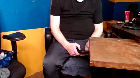 Huskyguy online show from March 9, 4:38 am