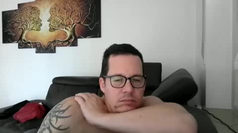 hybbrrrrs online show from January 3, 9:58 am