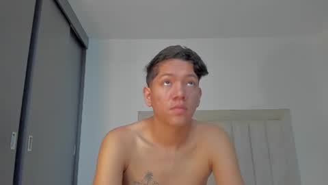 Juliiiiian online show from June 24, 11:13 am