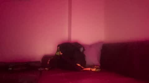 iamtheparty200 online show from January 17, 3:09 am