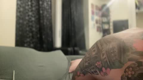 iamtheparty200 online show from November 26, 6:33 pm