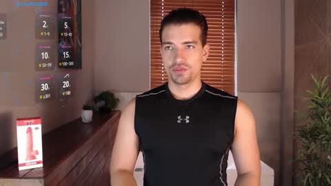 Snapshot of ian_davis chatting on February 3, 8:35 pm Ian Davis online show from February 3, 8:35 pm