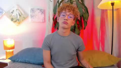 ian  online show from January 15, 4:38 am