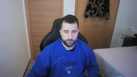 iberian_macho online show from December 17, 11:28 am