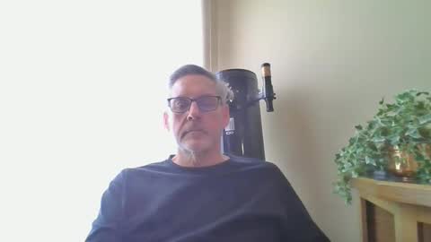 icanhelpu43 online show from February 1, 6:19 pm