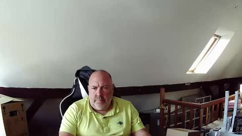 Snapshot of iceoli123 chatting on October 1, 2:21 pm iceoli123 online show from October 1, 2:21 pm