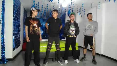 THOMAS AND DAMIAND online show from February 22, 12:40 pm