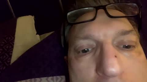 icums4u online show from February 1, 8:29 am