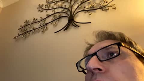 icums4u online show from January 1, 3:24 pm