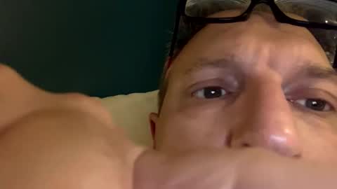 icums4u online show from September 18, 4:47 am