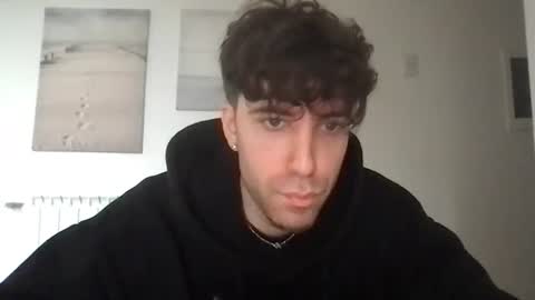 icyninesix online show from December 14, 12:01 pm