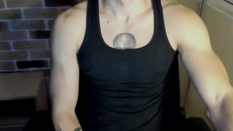 yo online show from November 9, 7:40 pm