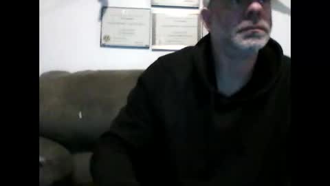 idkwhyidothis348732 online show from February 12, 12:12 pm