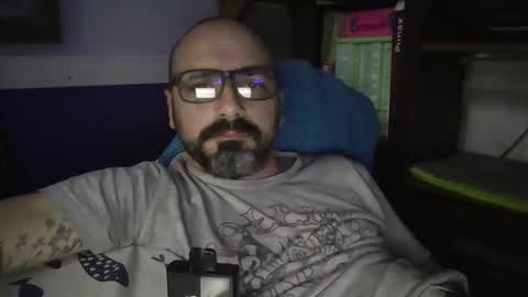 igorargen4 online show from November 7, 2:04 am