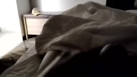 ihktqjtwzczh online show from April 7, 9:42 am