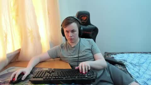 iliaskris online show from May 31, 7:31 am