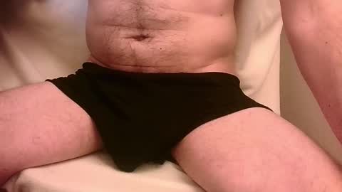 Snapshot of illubricat chatting on January 5, 6:24 pm illubricat online show from January 5, 6:24 pm