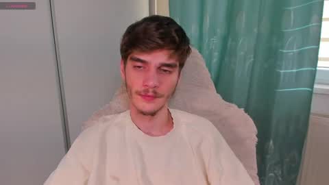 Snapshot of illusions888 chatting on February 14, 7:49 am D-Illusion online show from February 14, 7:49 am