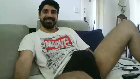 ilmangj90 online show from April 8, 9:30 am