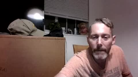 ilovewomensmokers0935 online show from July 2, 3:45 am