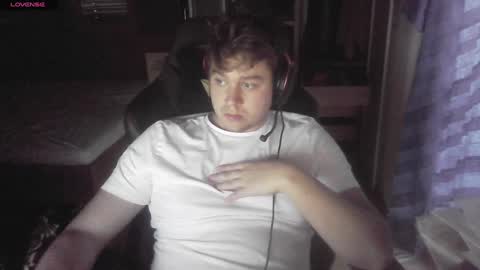 iloveyoutoo2000 online show from January 1, 3:14 pm