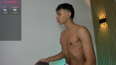 Snapshot of im_sebaslopez chatting on December 28, 3:47 am im_sebaslopez online show from December 28, 3:47 am
