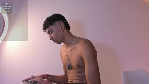 Snapshot of im_sebaslopez chatting on January 25, 4:34 am im_sebaslopez online show from January 25, 4:34 am