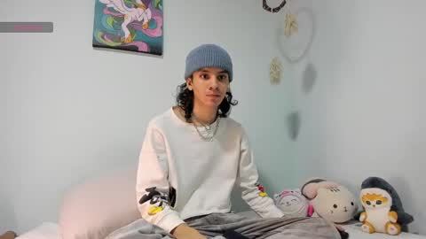 Colton Alvin Independent model online show from January 28, 3:15 am