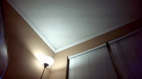 imstilljustyourmomsbf online show from February 23, 5:20 am