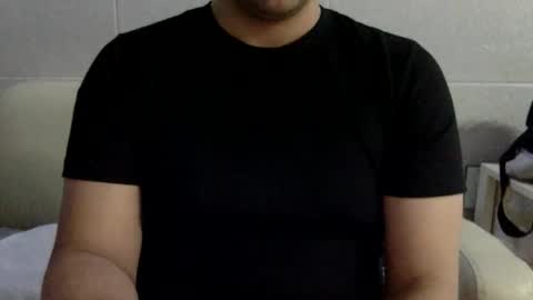 Inchesofhappiness7 online show from December 2, 11:35 am