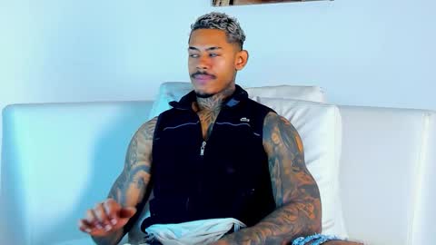 Jacobo online show from February 27, 10:20 pm