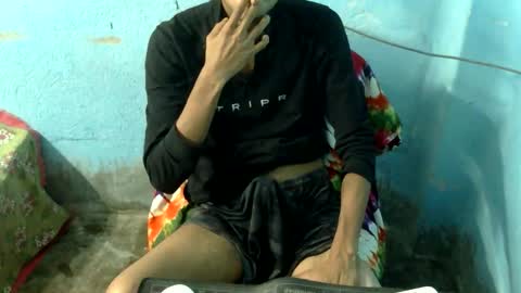 Snapshot of indian_bengali_boy chatting on October 7, 7:40 pm Suman Leo online show from October 7, 7:40 pm