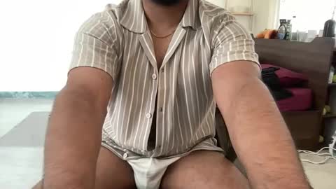 indianhorny20 online show from December 5, 8:00 am