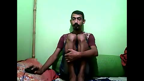 interne8famous online show from January 8, 9:32 am