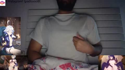 Snapshot of ipadlovxc69 chatting on January 1, 8:56 am ipadlovxc69 online show from January 1, 8:56 am