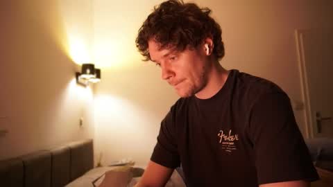 Sam online show from November 21, 9:58 pm