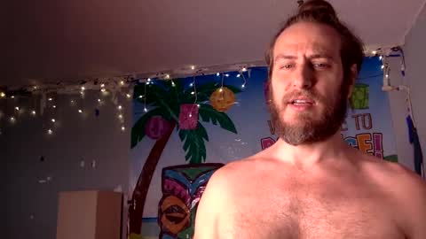 IslandDudeHawaii online show from March 12, 12:20 am