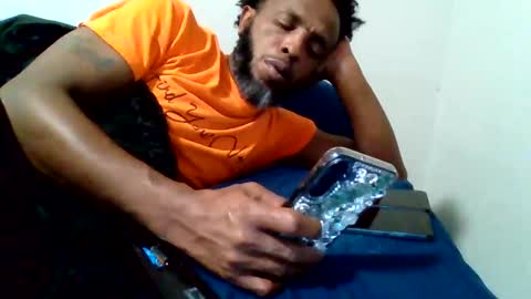 islandmaker online show from October 6, 1:05 pm