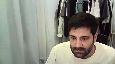 italianboybcn online show from December 23, 6:55 am