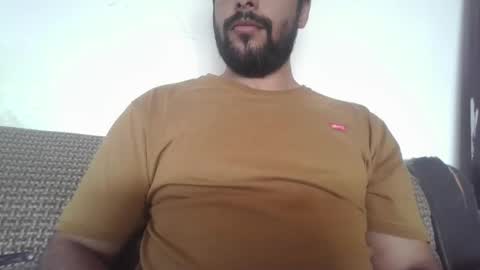 its_me_2323 online show from October 17, 4:05 am