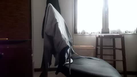 Sam online show from December 2, 3:23 pm