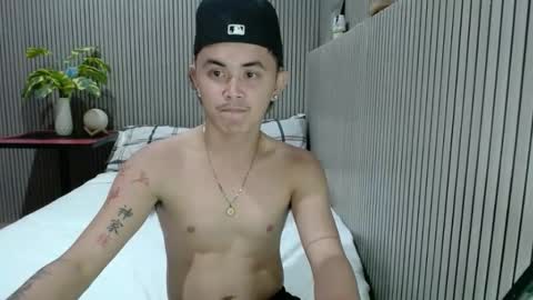 itzme_dex online show from March 27, 5:14 pm