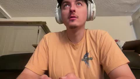 iwantyounow42069 online show from March 6, 10:40 pm