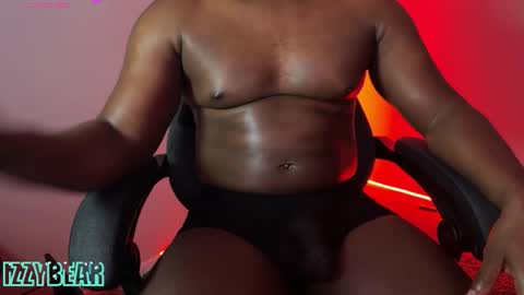 IzzyBear online show from April 21, 6:52 am