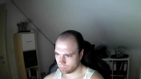 here4y online show from January 9, 9:25 am