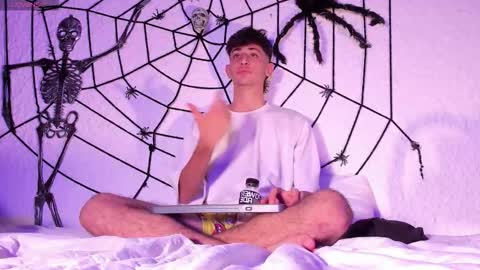 j_martony online show from October 25, 4:25 am