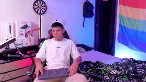 JACK CASTELL online show from December 16, 11:06 am