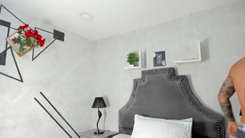 Jack White online show from September 9, 4:34 am