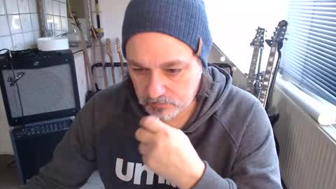 Jack independent model  online show from March 1, 10:26 am